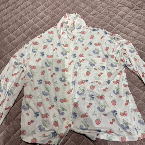 Djerf Avenue Summer Berries Go Slow PJ Set - Picture 2 of 4